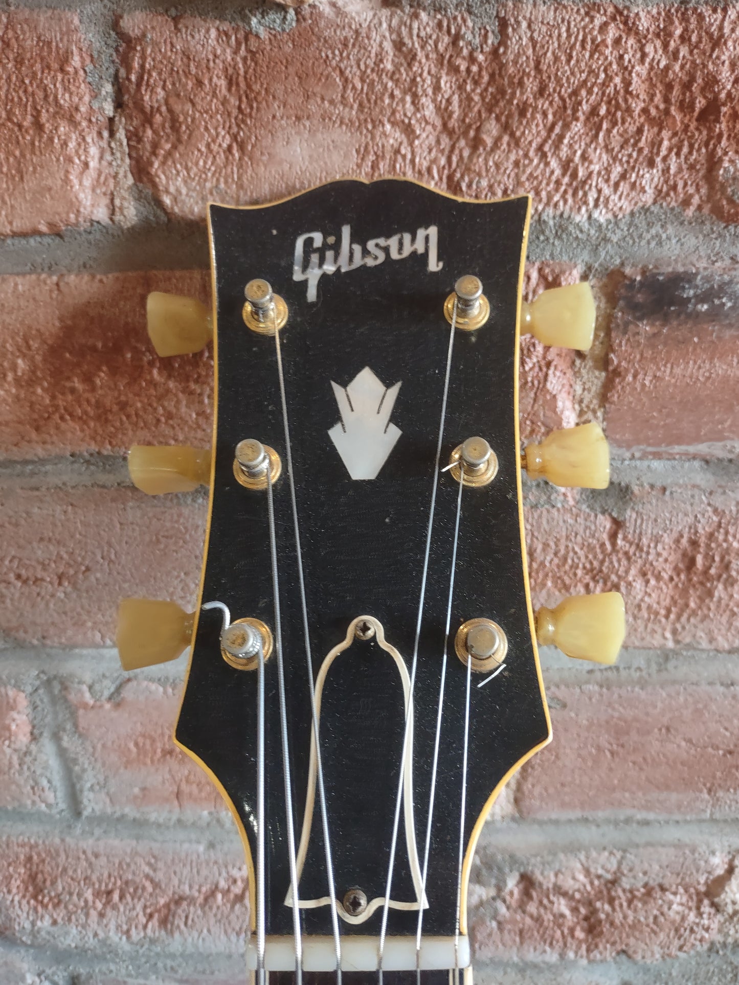 Gibson 1956 ES-5 with OHSC