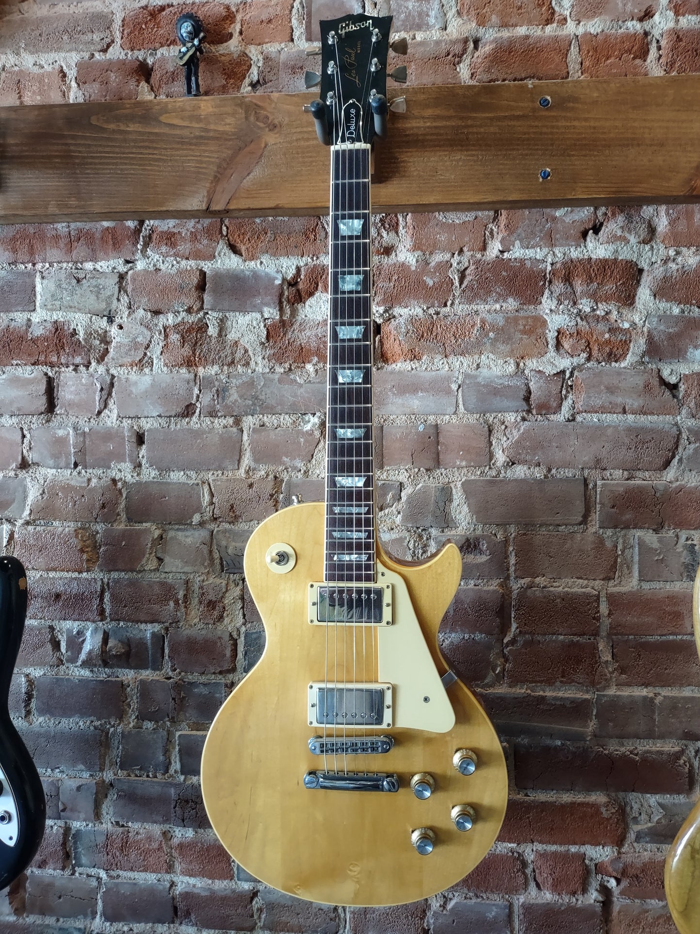 1976 Gibson Les Paul Deluxe Natural with OHSC