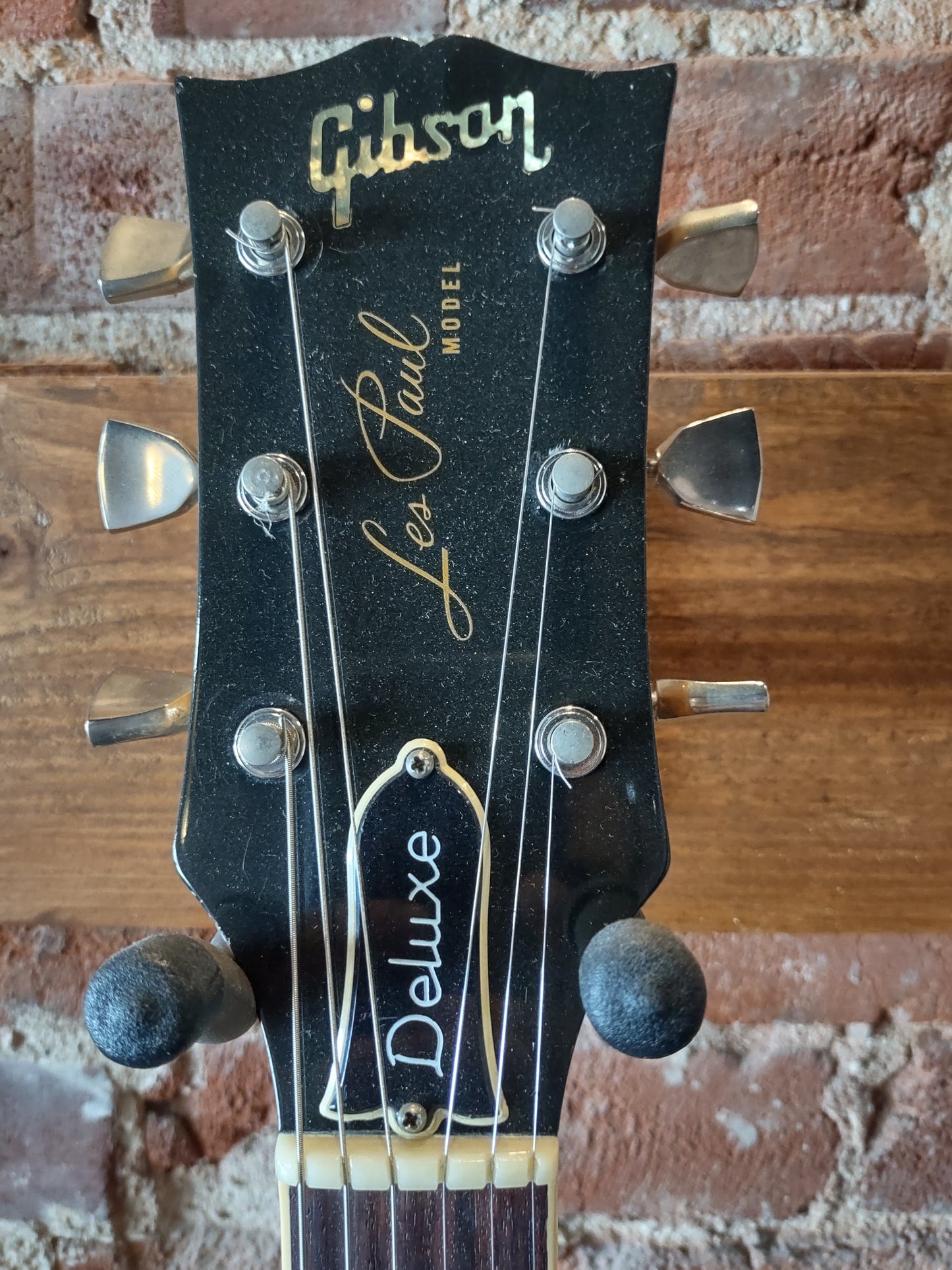 1976 Gibson Les Paul Deluxe Natural with OHSC