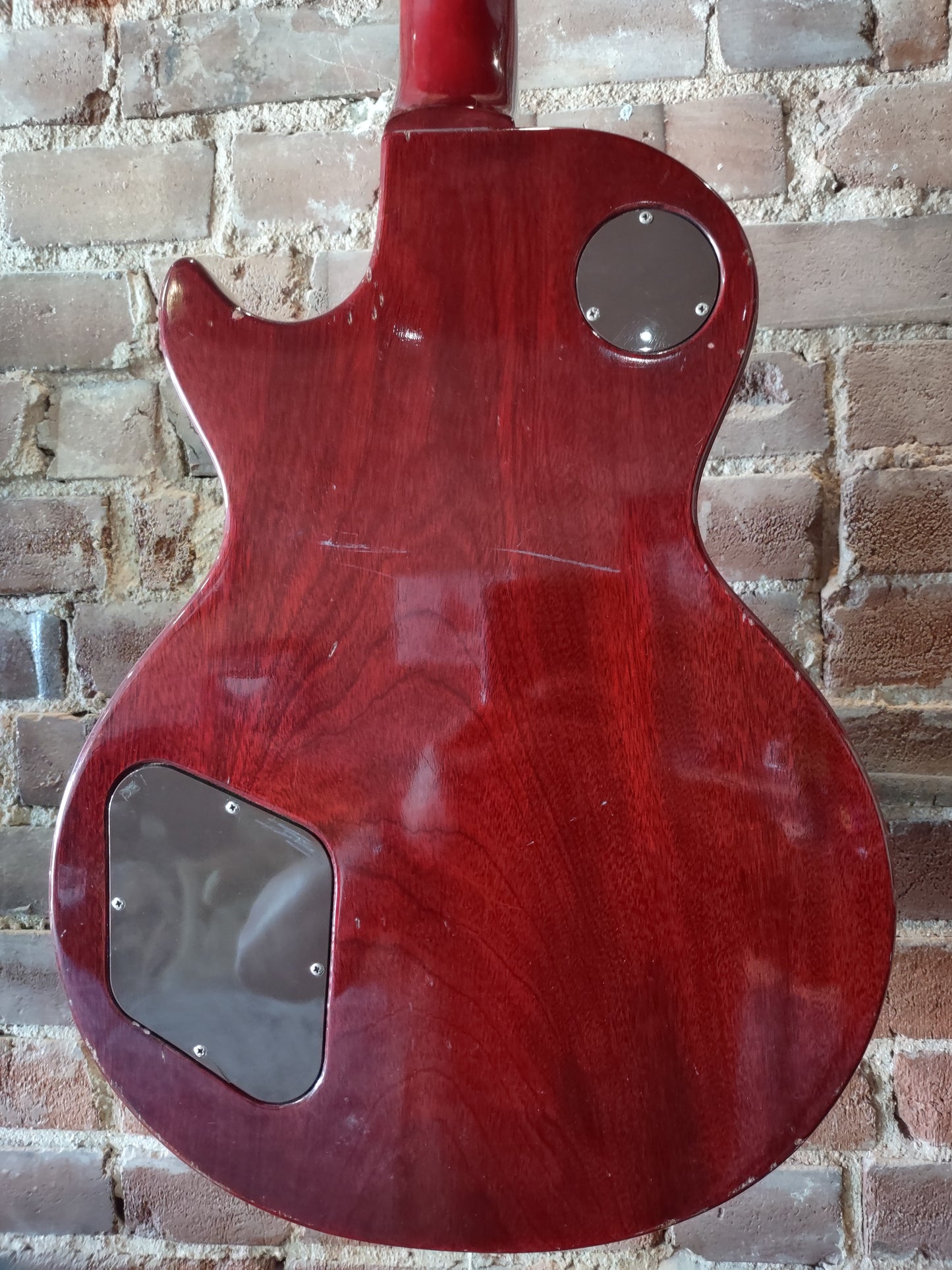 1976 Gibson Les Paul Deluxe Wine Red with OHSC