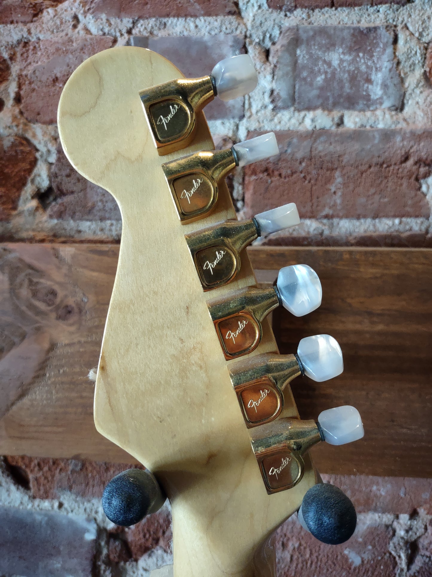 1983 Fender Stratocaster Elite Gold