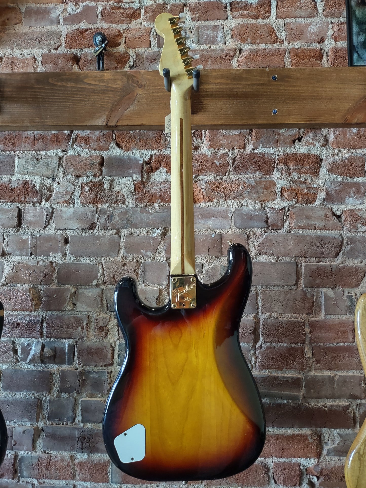 1983 Fender Stratocaster Elite Gold