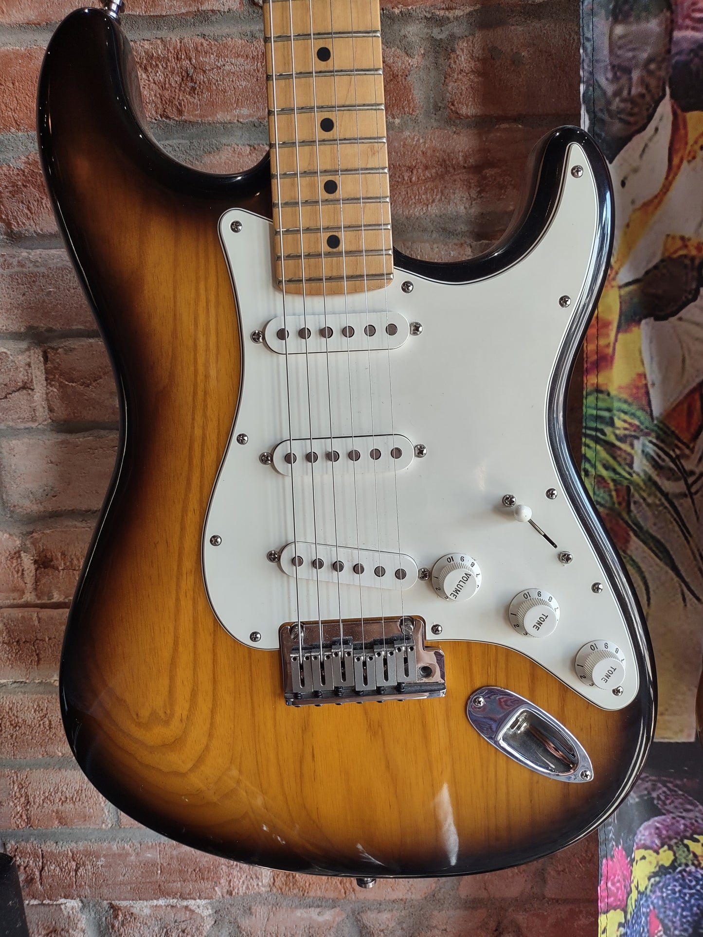 2005 Fender Stratocaster Deluxe