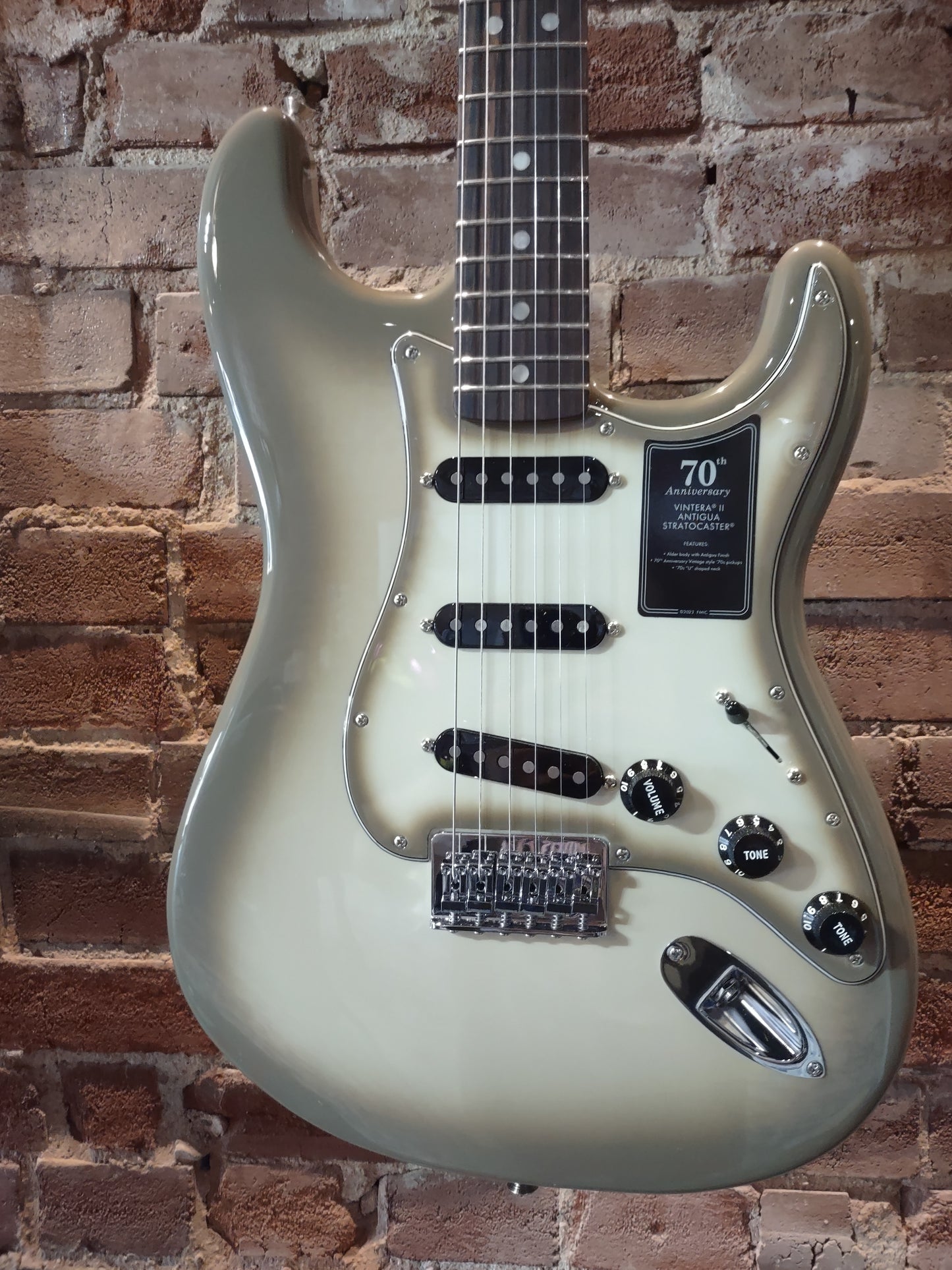Fender Stratocaster Antigua