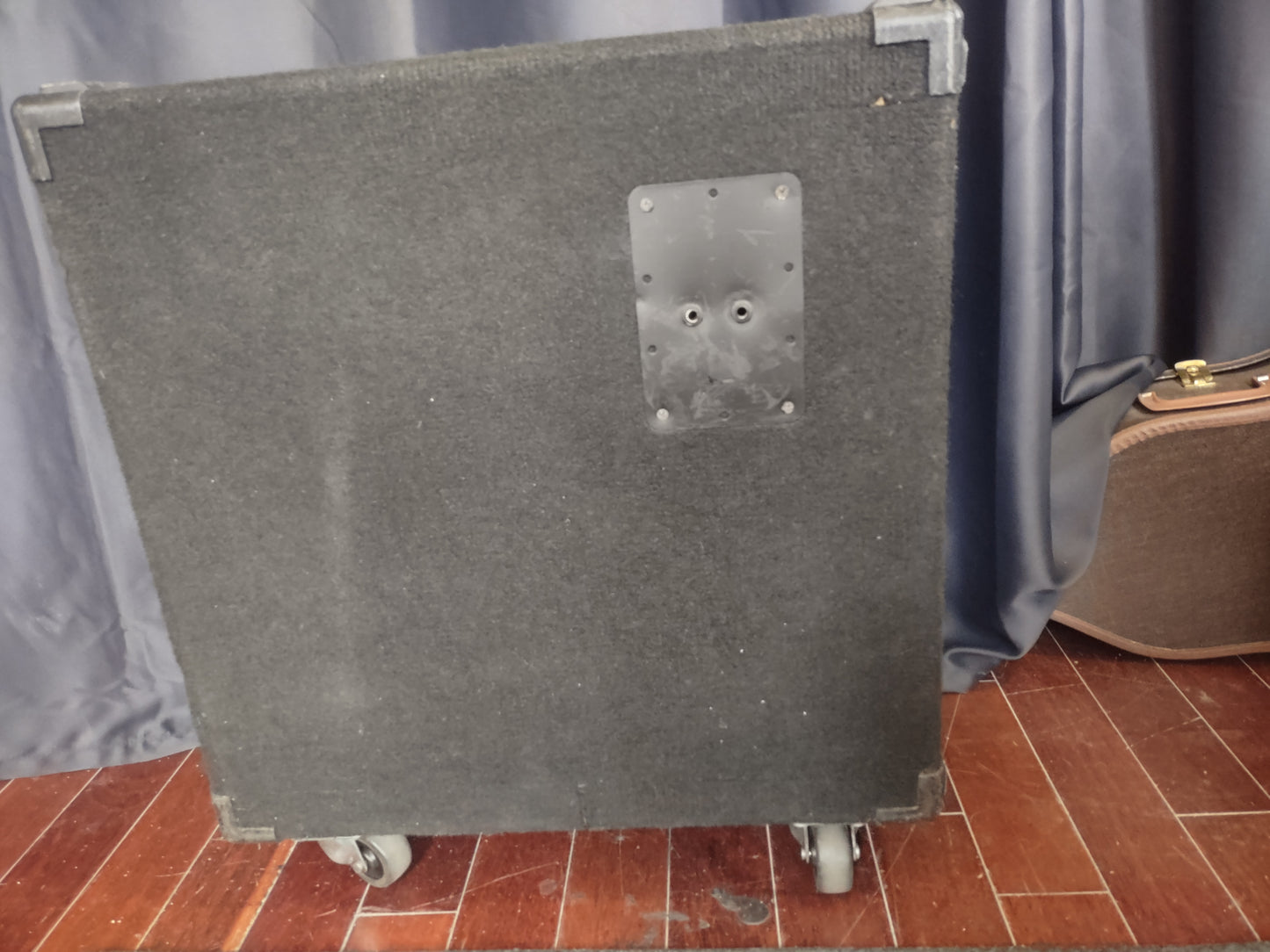 GK 410 Cabinet
