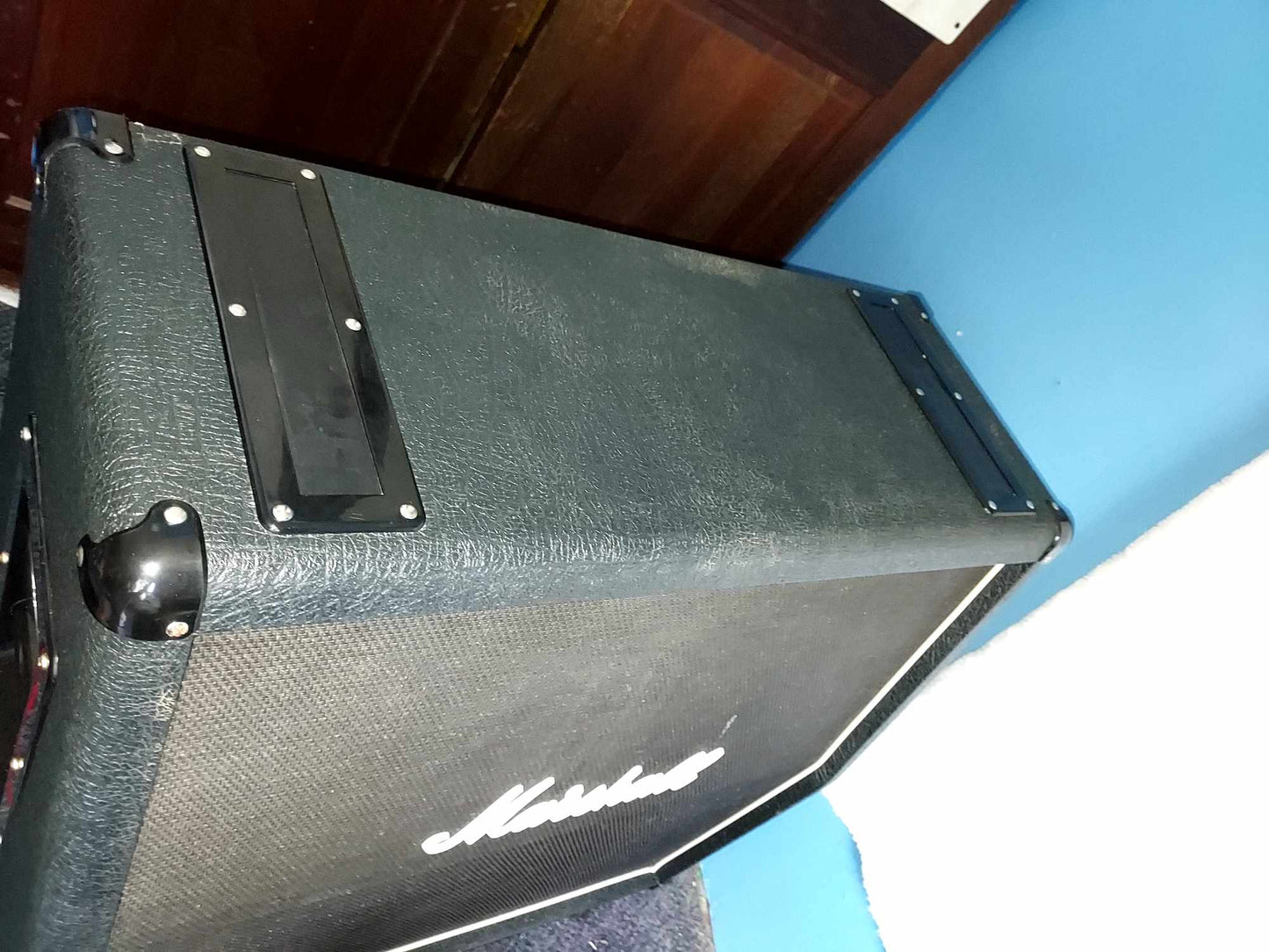 Marshall 1960A Slant front 4-12 cabinet
