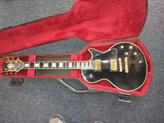 Gibson Les Paul. 1977 Custom Ebony.  with OHSC