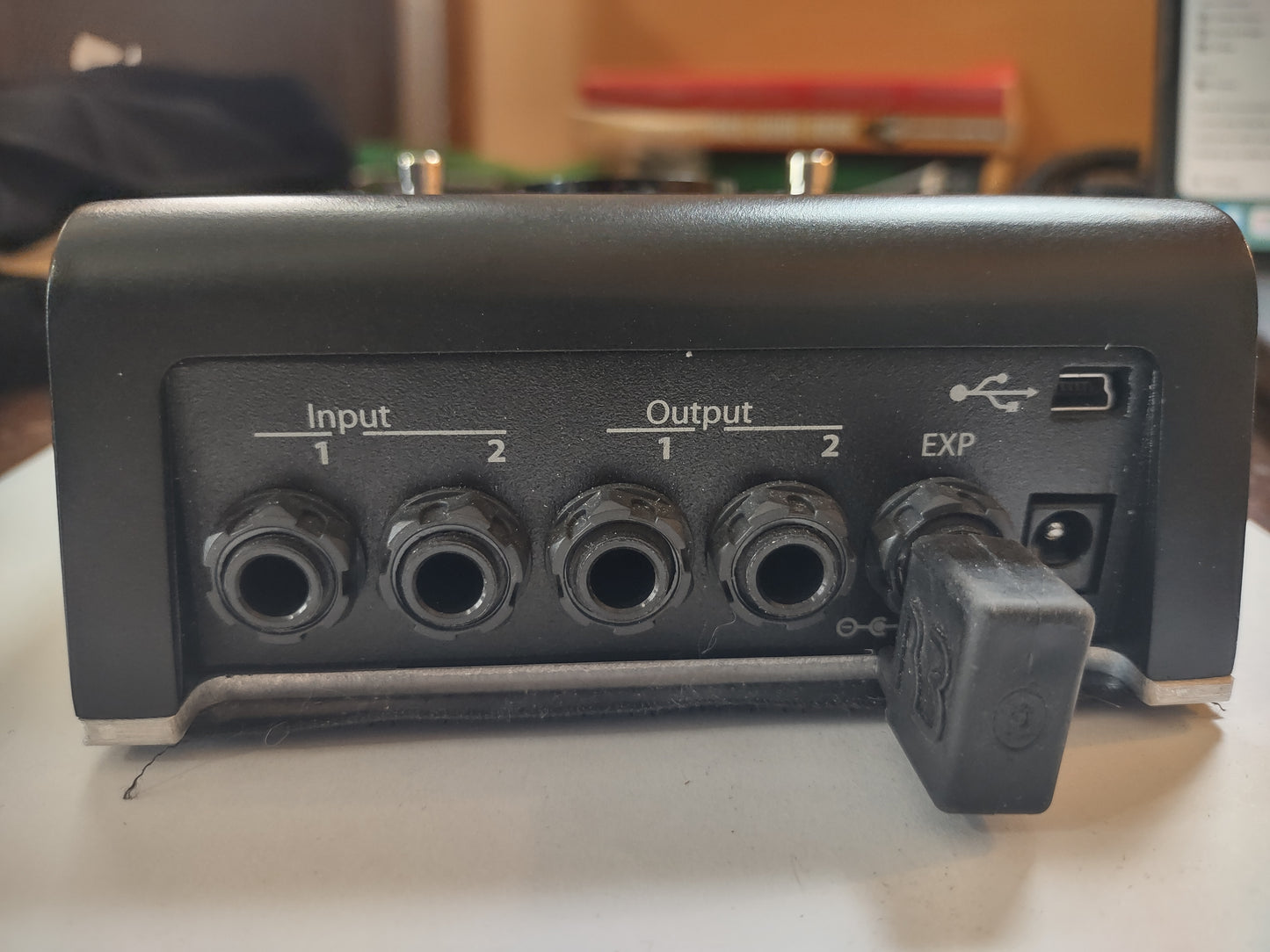Eventide H9 with a Standard Aux Switch
