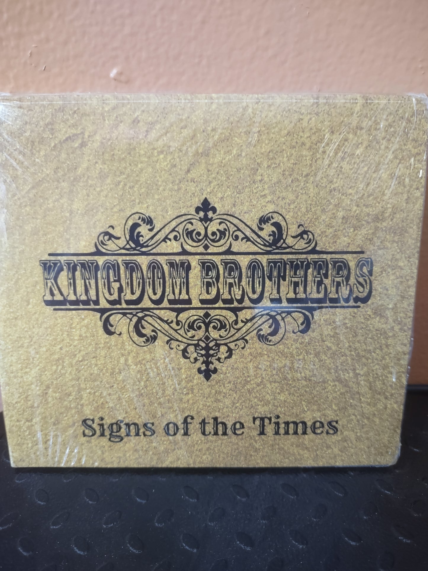 CD Kingdom Brothers - Sign of the times
