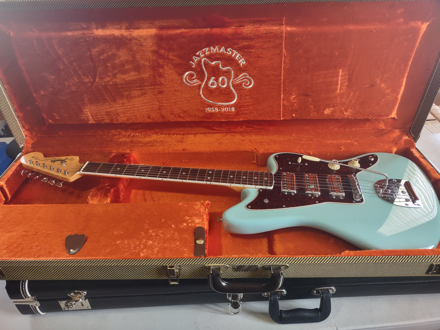 Fender 60th Anniversary Triple Jazzmaster (2018) – Daphne Blue w/ Matching Headstock – USA Made – OHSC
