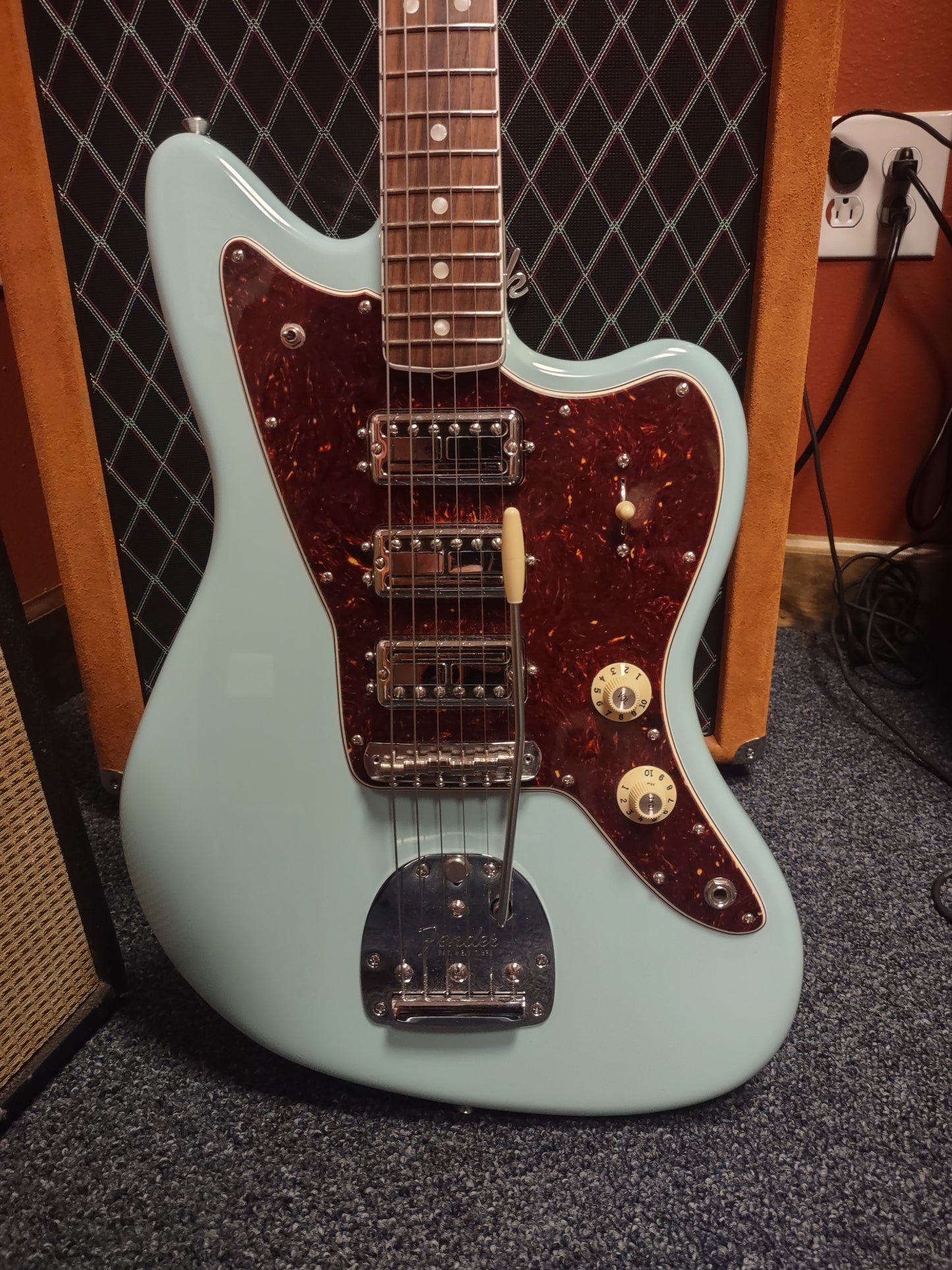 Fender 60th Anniversary Triple Jazzmaster (2018) – Daphne Blue w/ Matching Headstock – USA Made – OHSC