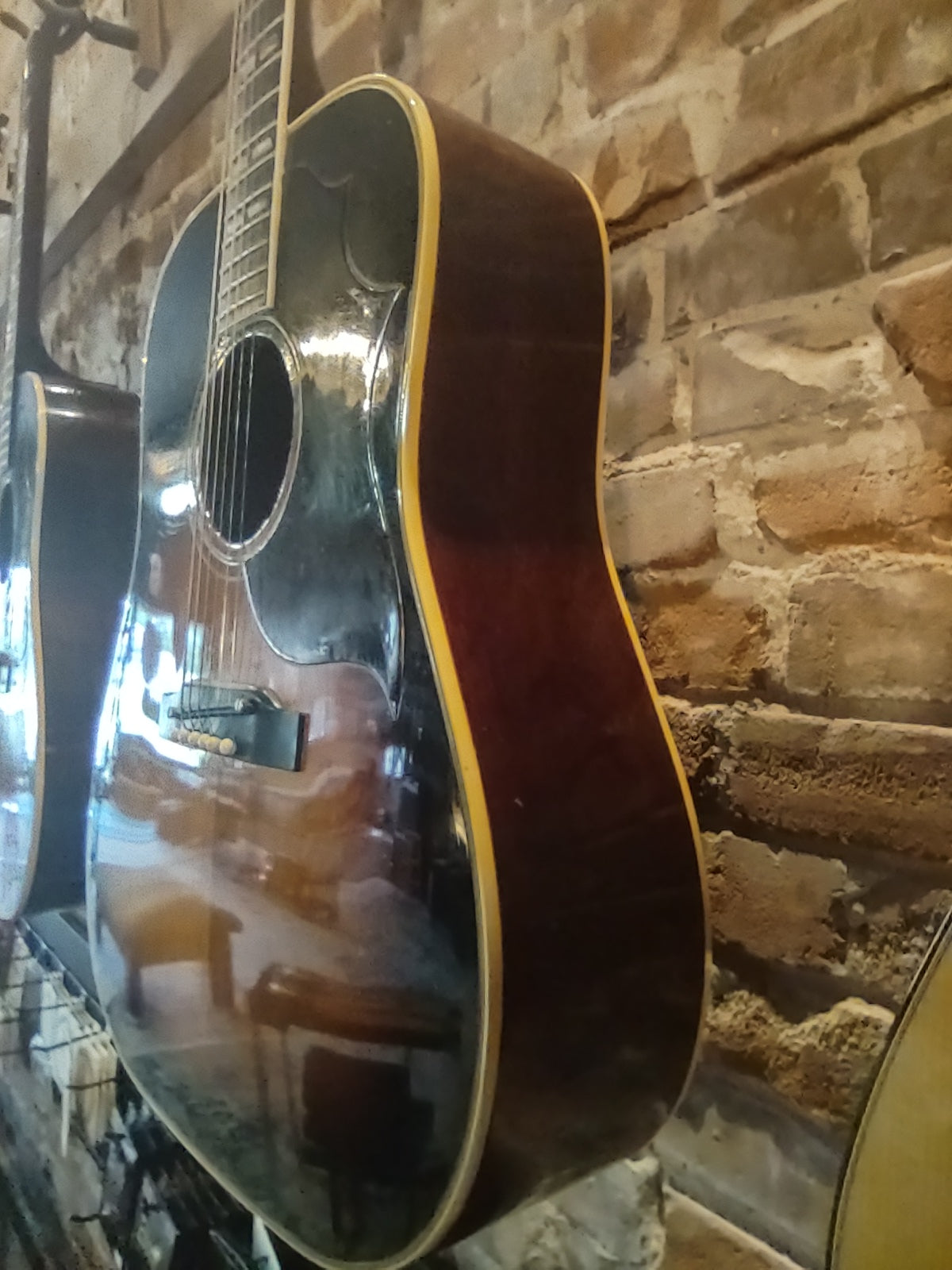 1963 Gibson Southern Jumbo with original case