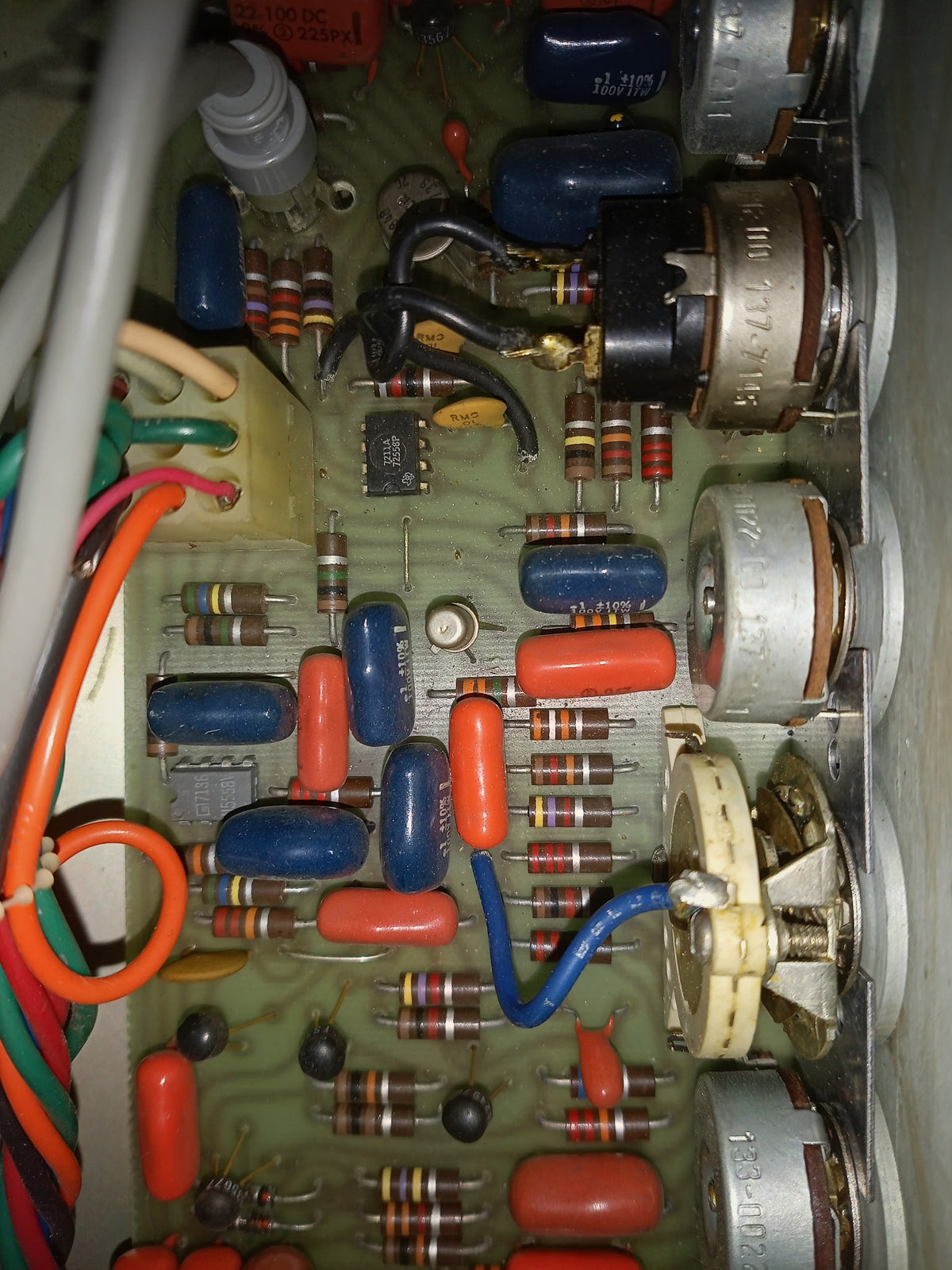 1976 Kustom 250 Amp and cabinet