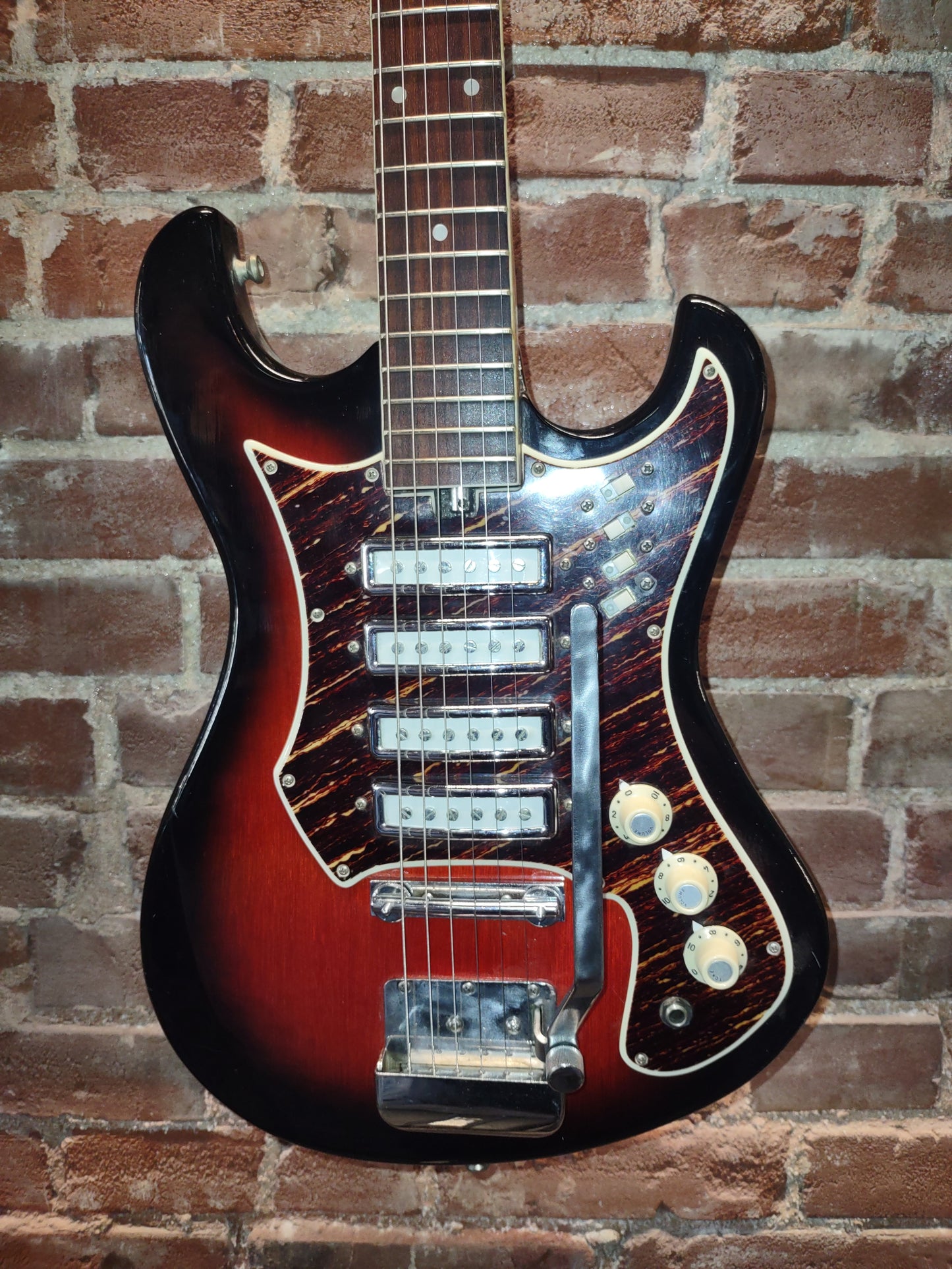 1960s Recco solid-body electric guitar, made in Japan