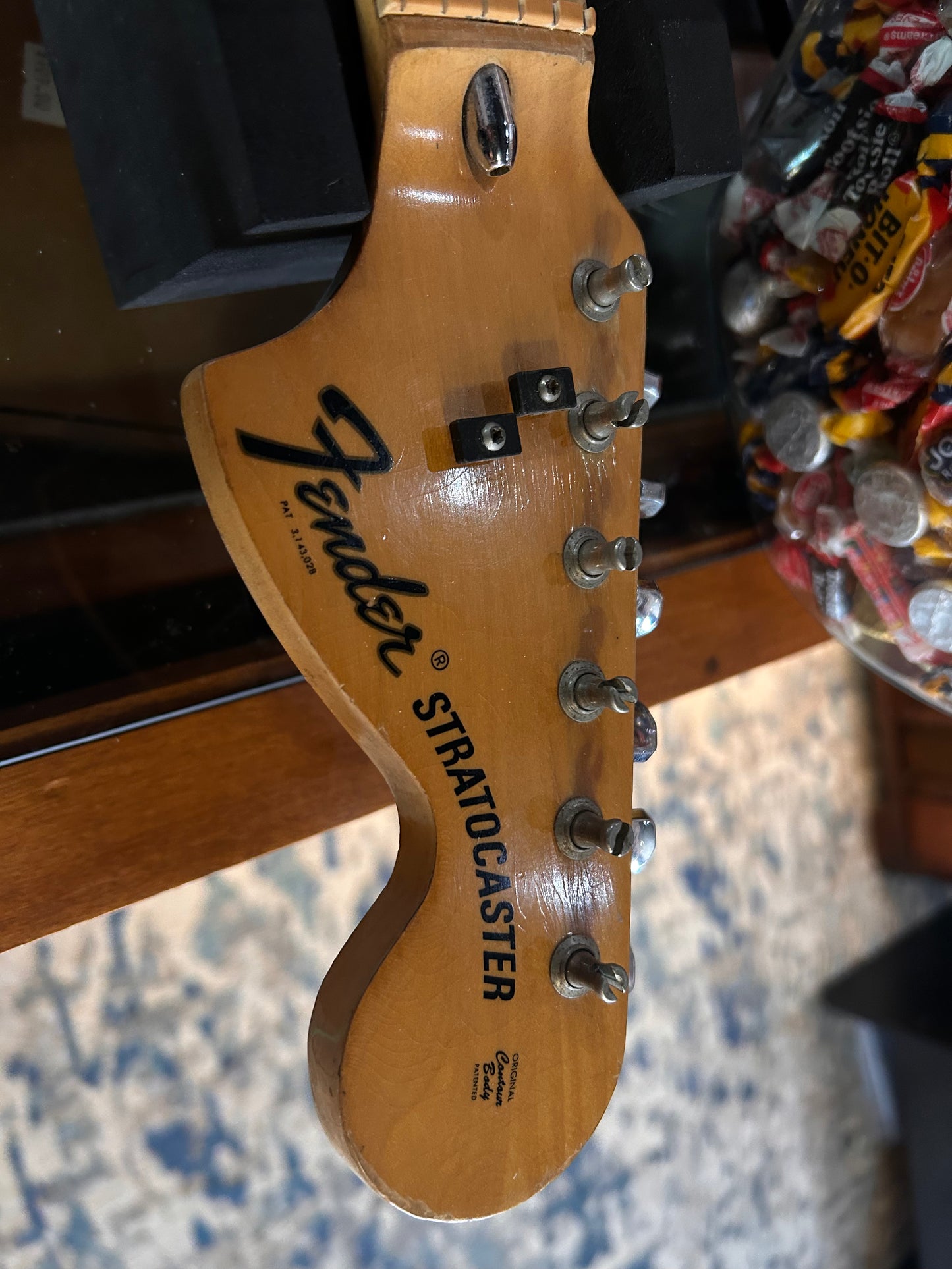 Fender Stratocaster Natural   1974. with case