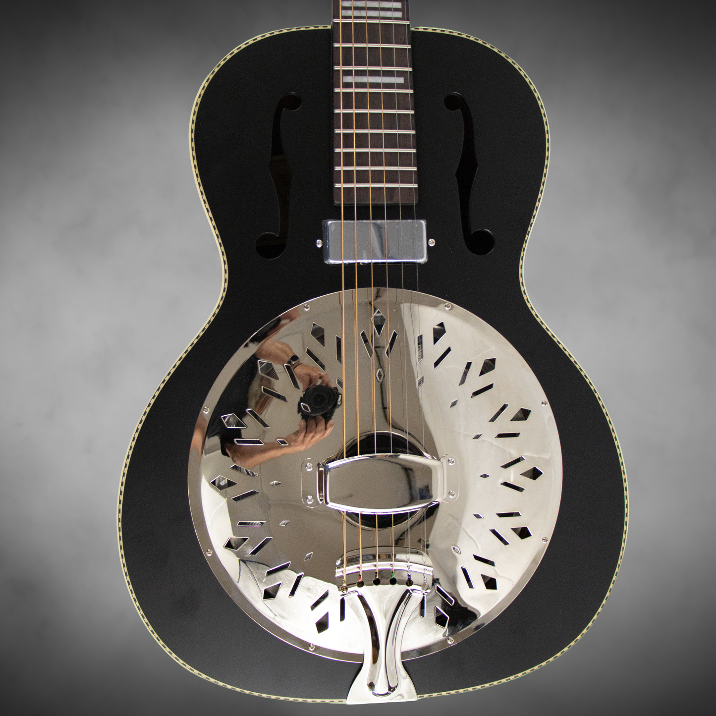 Recording King RPH-R2-E-MBK Dirty 30s Minnie Bucker Resonator