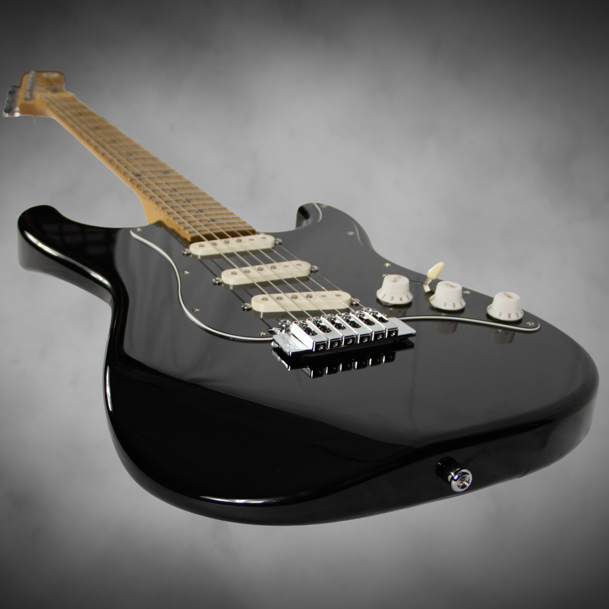 Reverend Strat style Black 2020 - Gil Parris signature