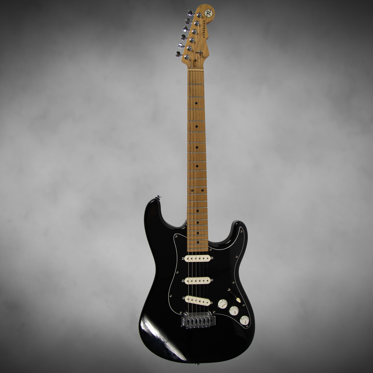Reverend Strat style Black 2020 - Gil Parris signature