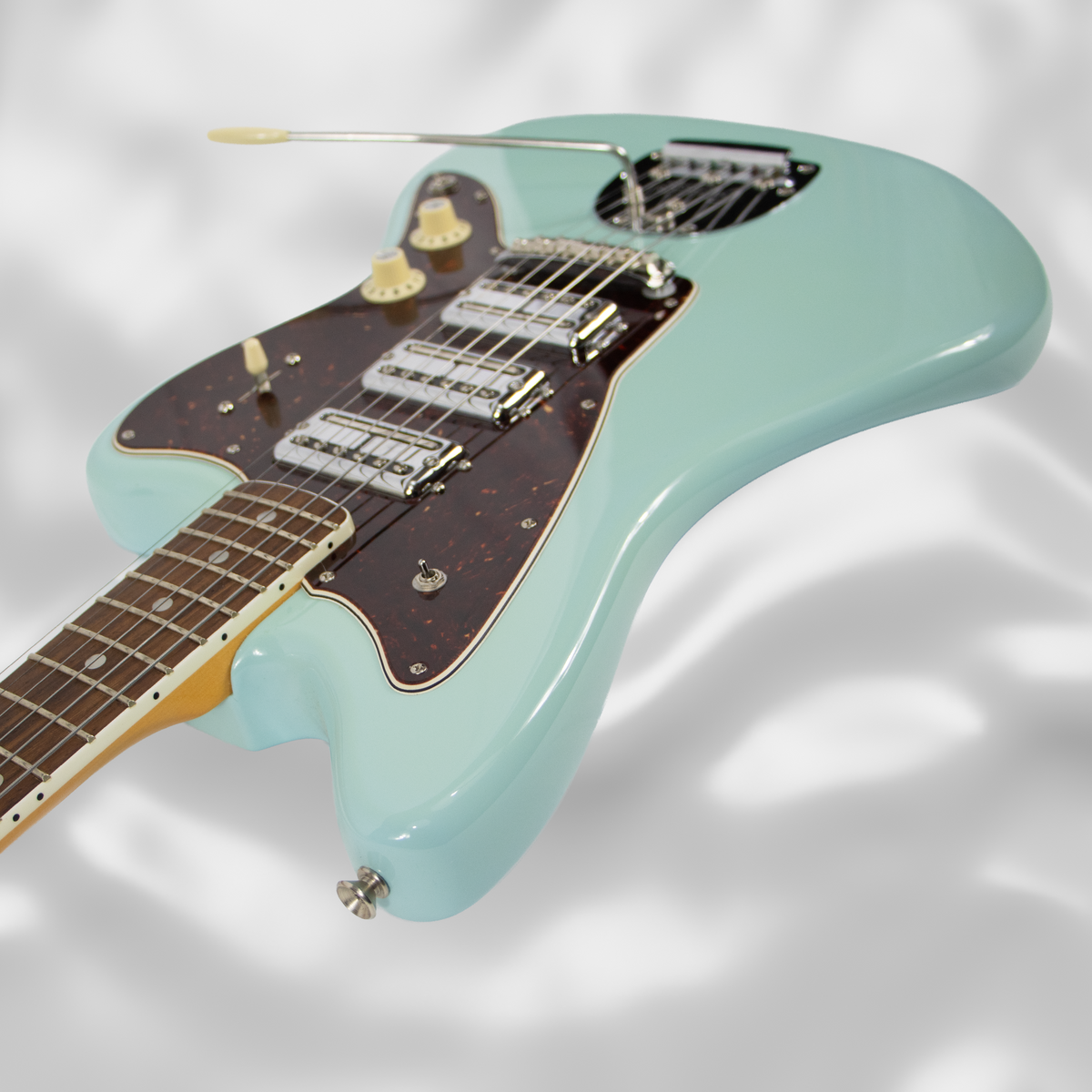 Fender 60th Anniversary Triple Jazzmaster (2018) – Daphne Blue w/ Matching Headstock – USA Made – OHSC