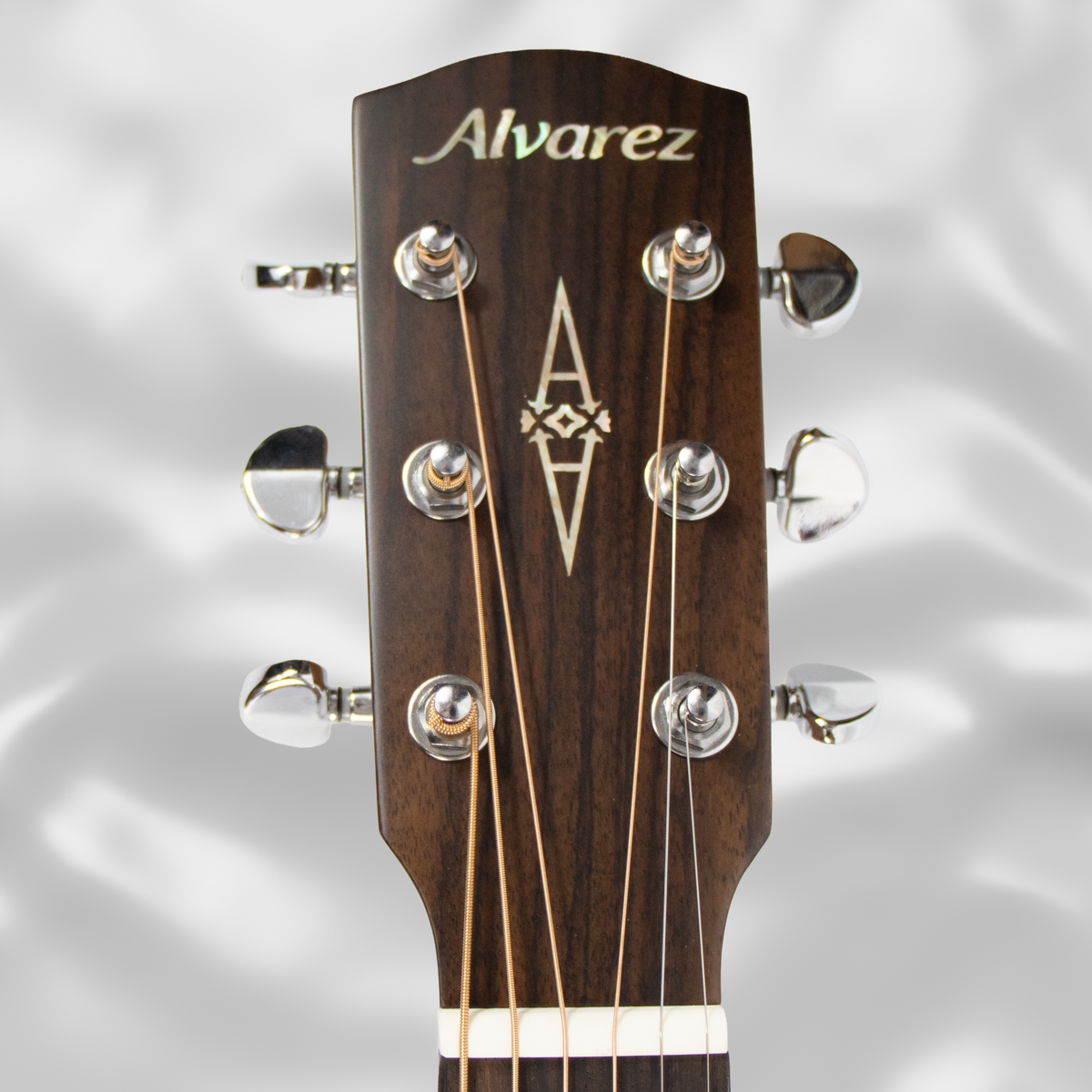 Alvarez Artist Dreadnought Acoustic electric, Shadowburst with Cutaway