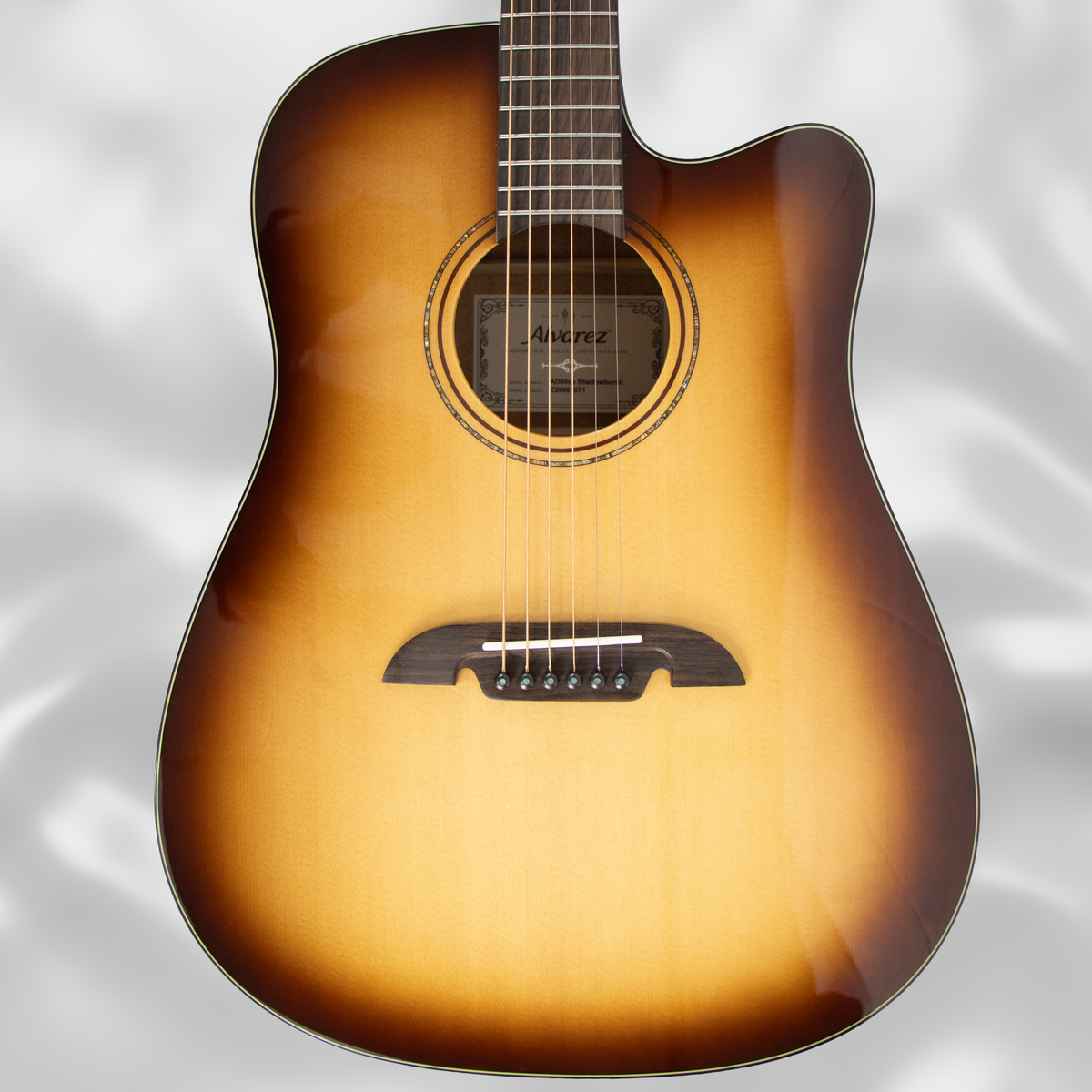 Alvarez Artist Dreadnought Acoustic electric, Shadowburst with Cutaway