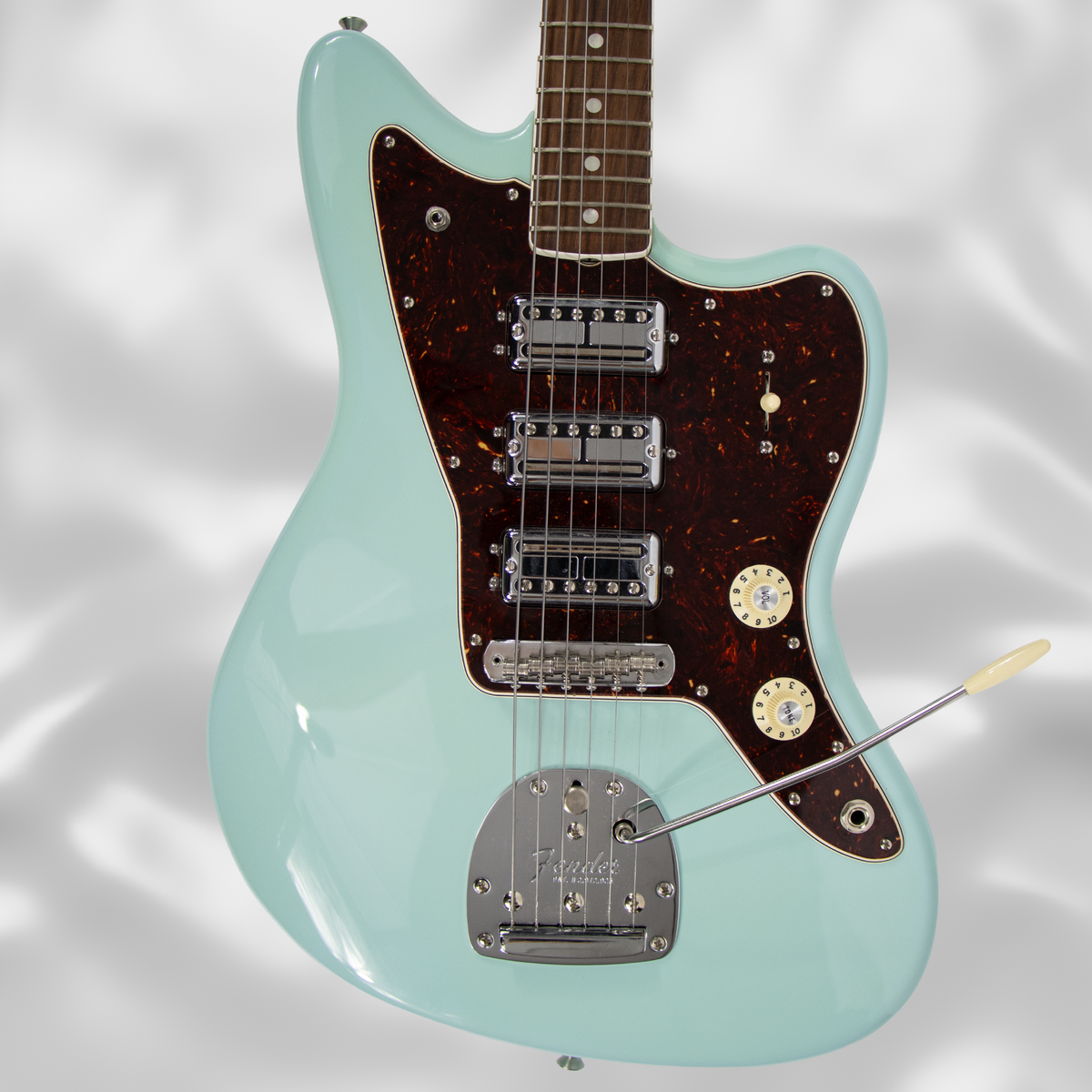 Fender 60th Anniversary Triple Jazzmaster (2018) – Daphne Blue w/ Matching Headstock – USA Made – OHSC
